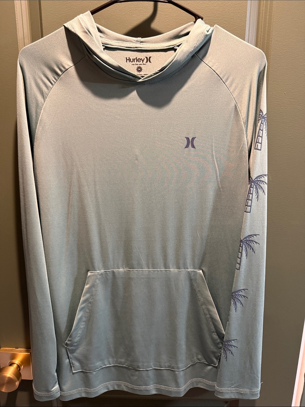 Hurley Men’s Sage Green Hooded Rashguard/Sun Shirt with Palm Sleeve
